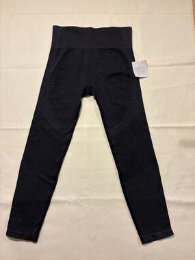 JoyLab Women's High-Rise Seamless Knit Ribbed Leggings in Black - Size Large